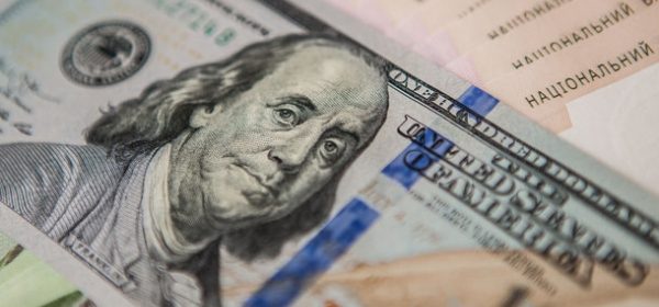 В Украине взлетел курс доллара